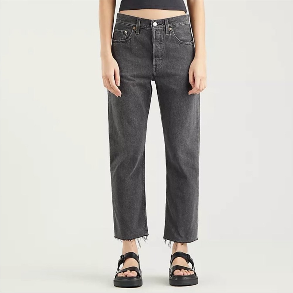 Levi’s 501 Jeans Original Cropped Faded Black Size 30
